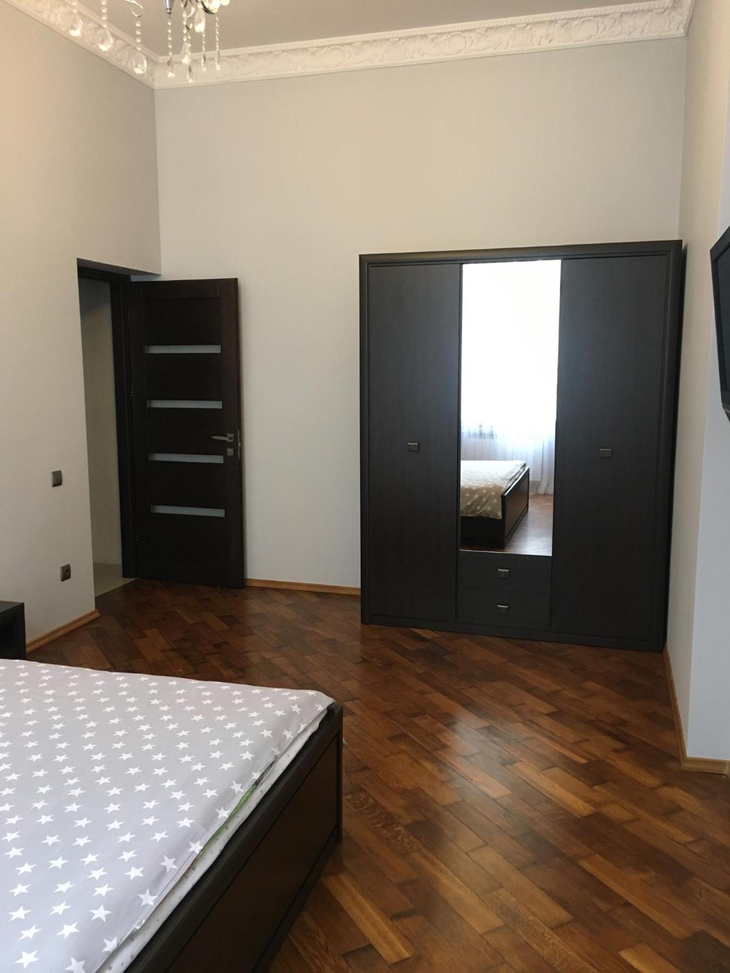 Apartment On Centre Lviv Extérieur photo