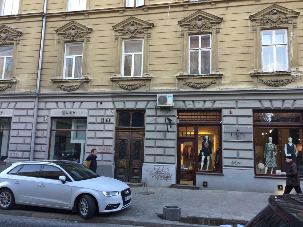 Apartment On Centre Lviv Extérieur photo