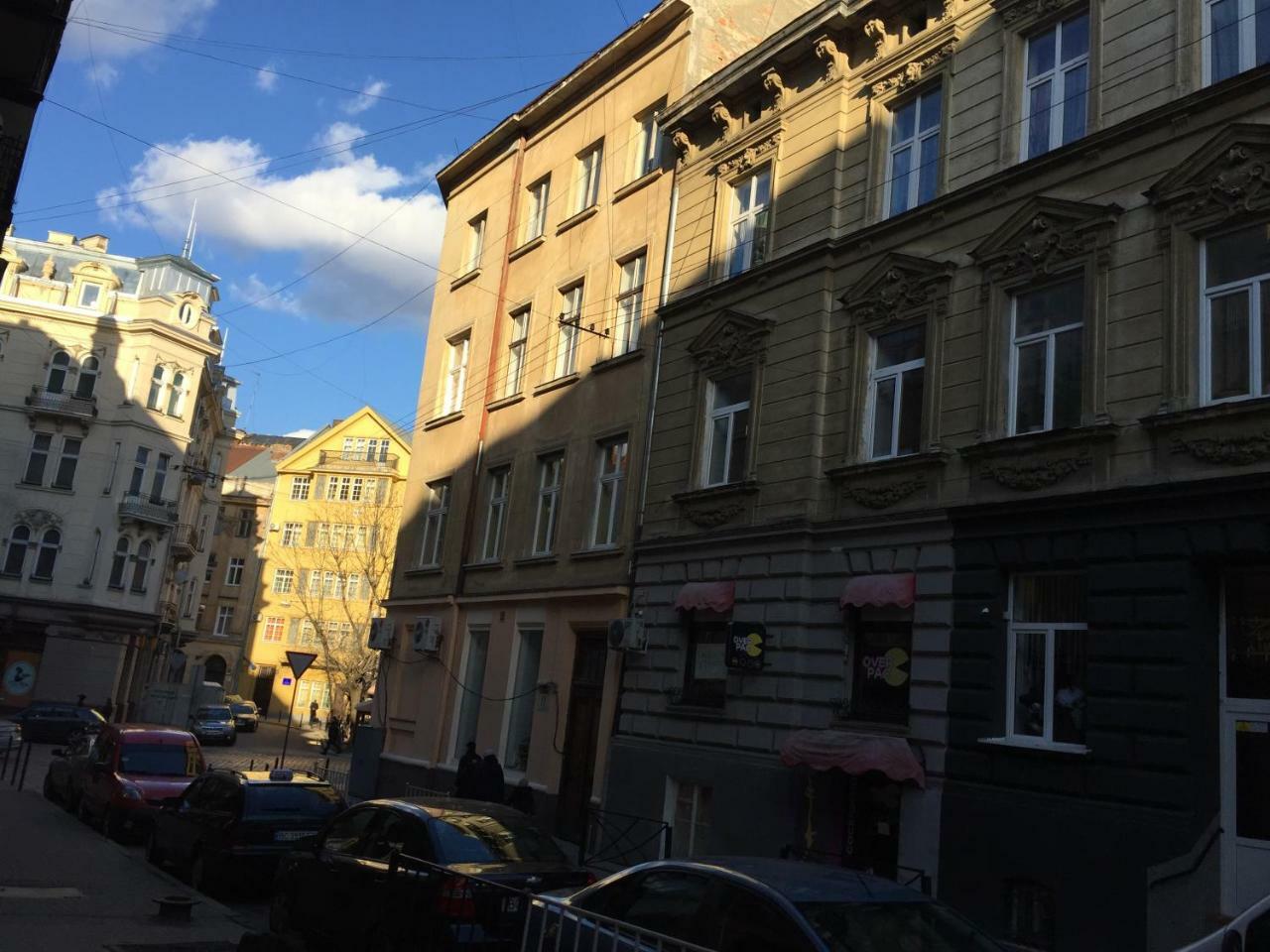 Apartment On Centre Lviv Extérieur photo